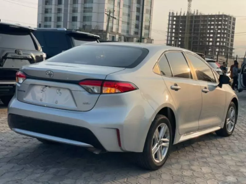 TOYOTA Corolla   - 2021