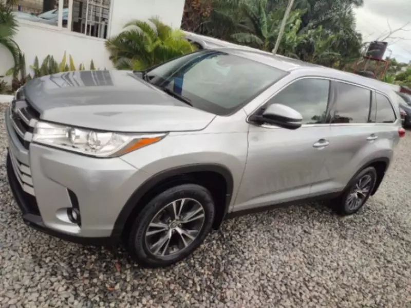 TOYOTA Highlander   - 2020