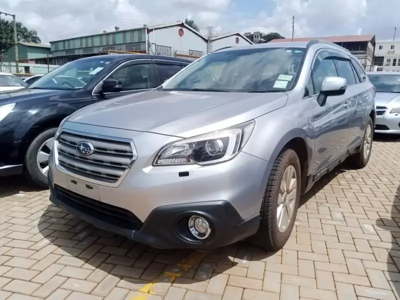 Subaru Outback   - 2015