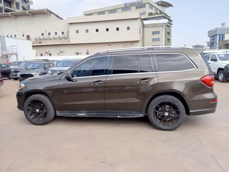 Mercedes-Benz GLS 350   - 2017