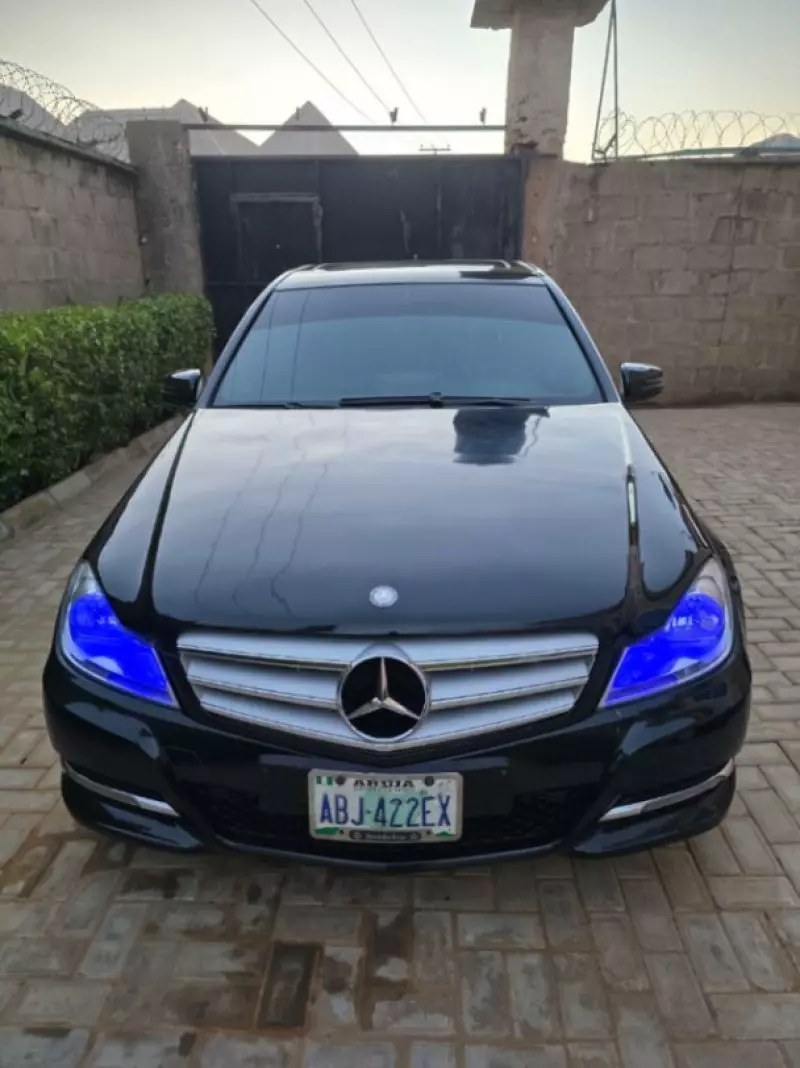 Mercedes-Benz C 300   - 2013