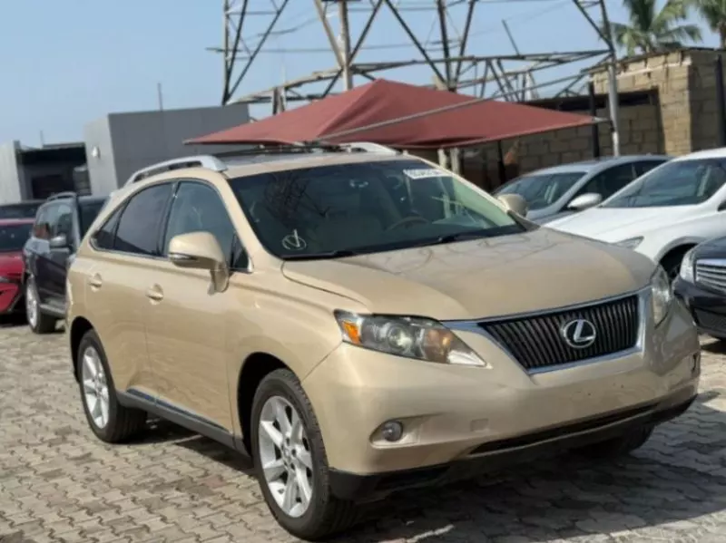 Lexus RX   - 2010