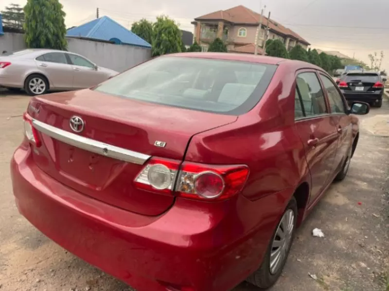 Toyota Corolla   - 2012