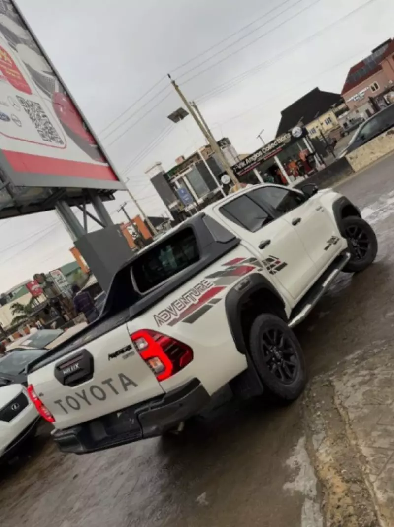 TOYOTA Hilux - 2021