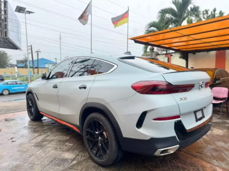 BMW X6   - 2020
