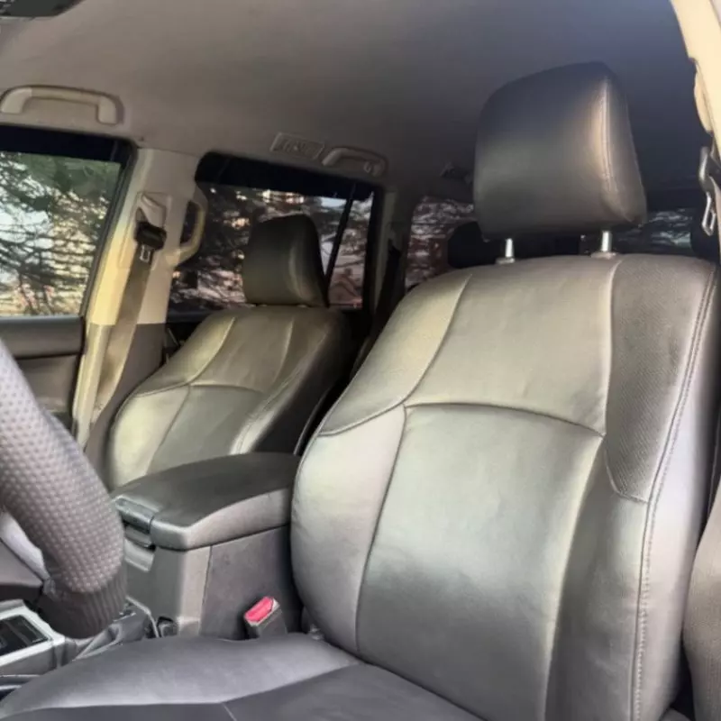 Toyota Land Cruiser Prado   - 2013