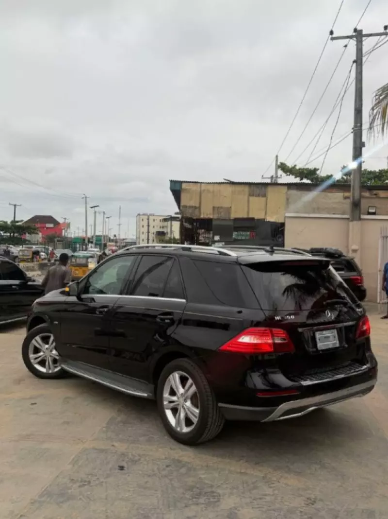 Mercedes-Benz ML 350   - 2012