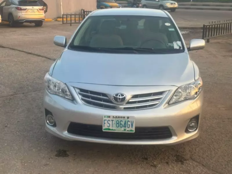 TOYOTA Corolla - 2009