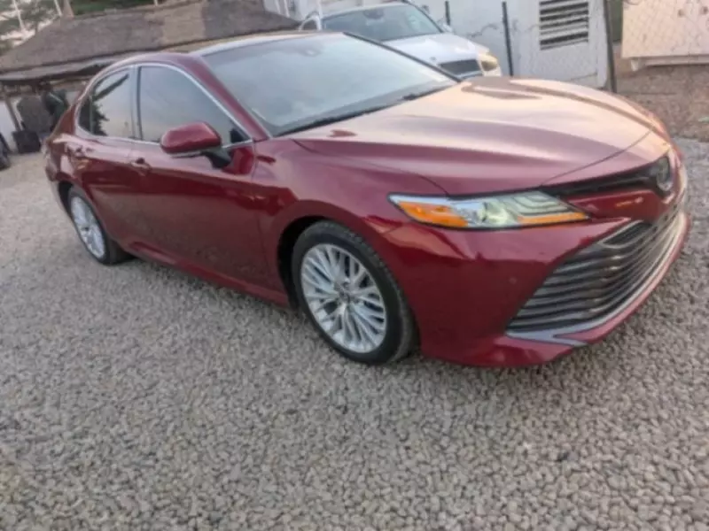 Toyota Avalon - 2018