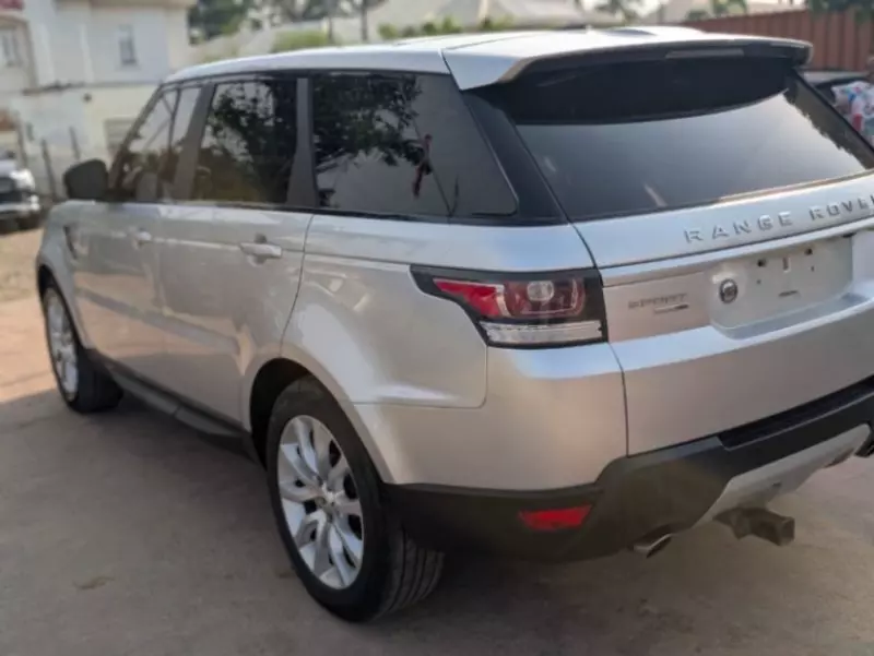 Land Rover  Range Rover Sport HSE Dynamic   - 2014