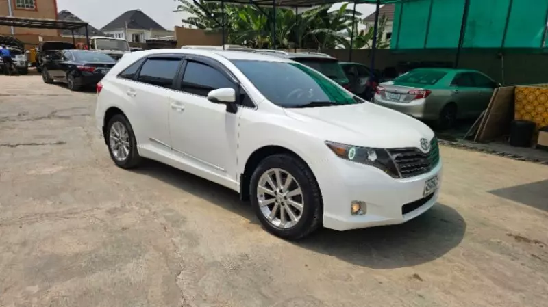 Toyota Venza   - 2009
