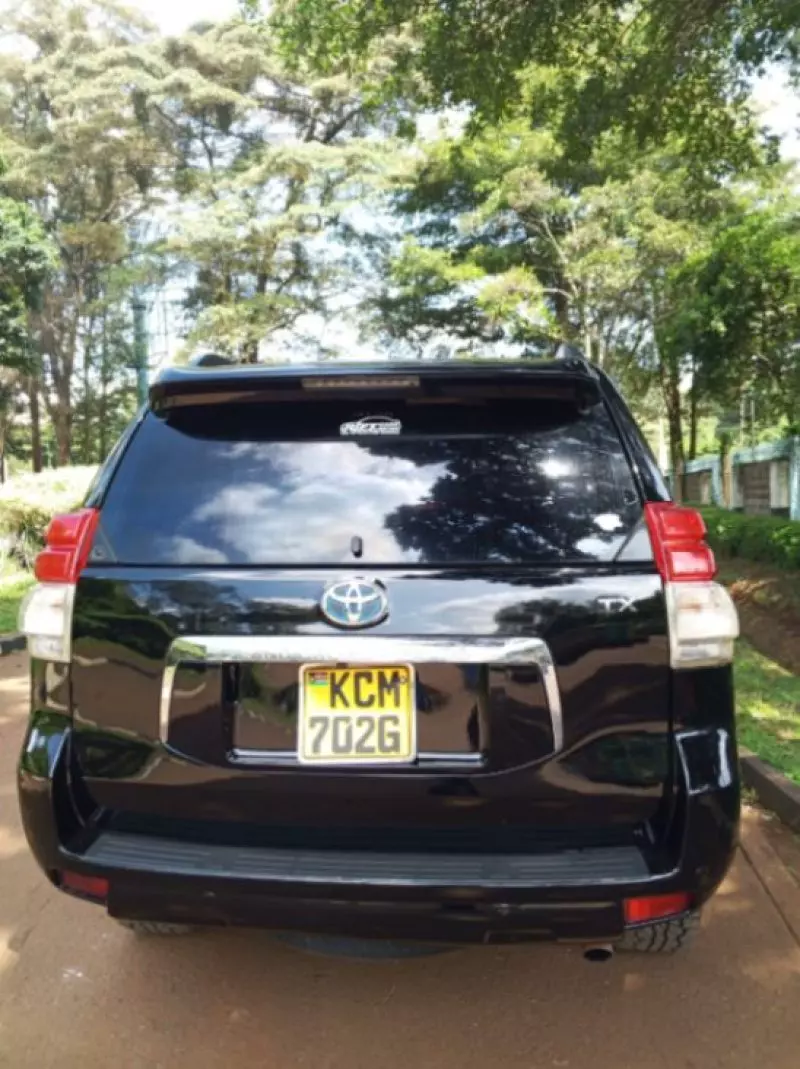 Toyota Landcruiser Prado   - 2012
