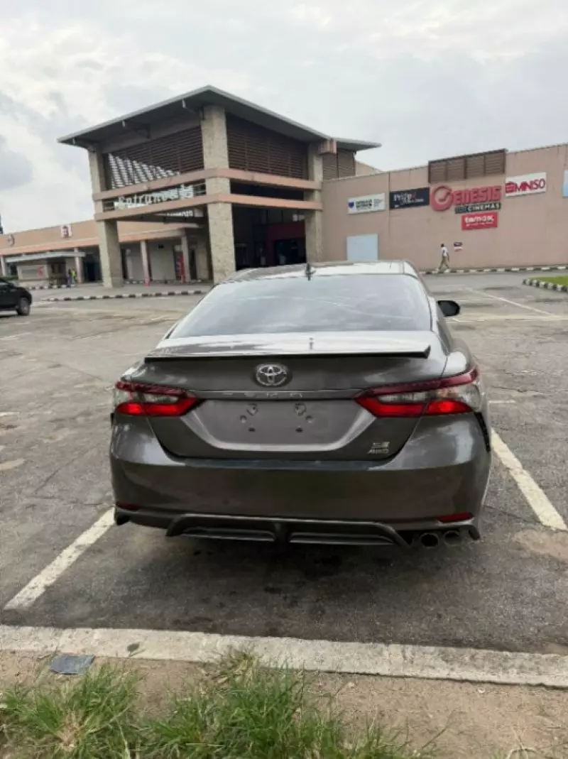 Toyota Camry   - 2021