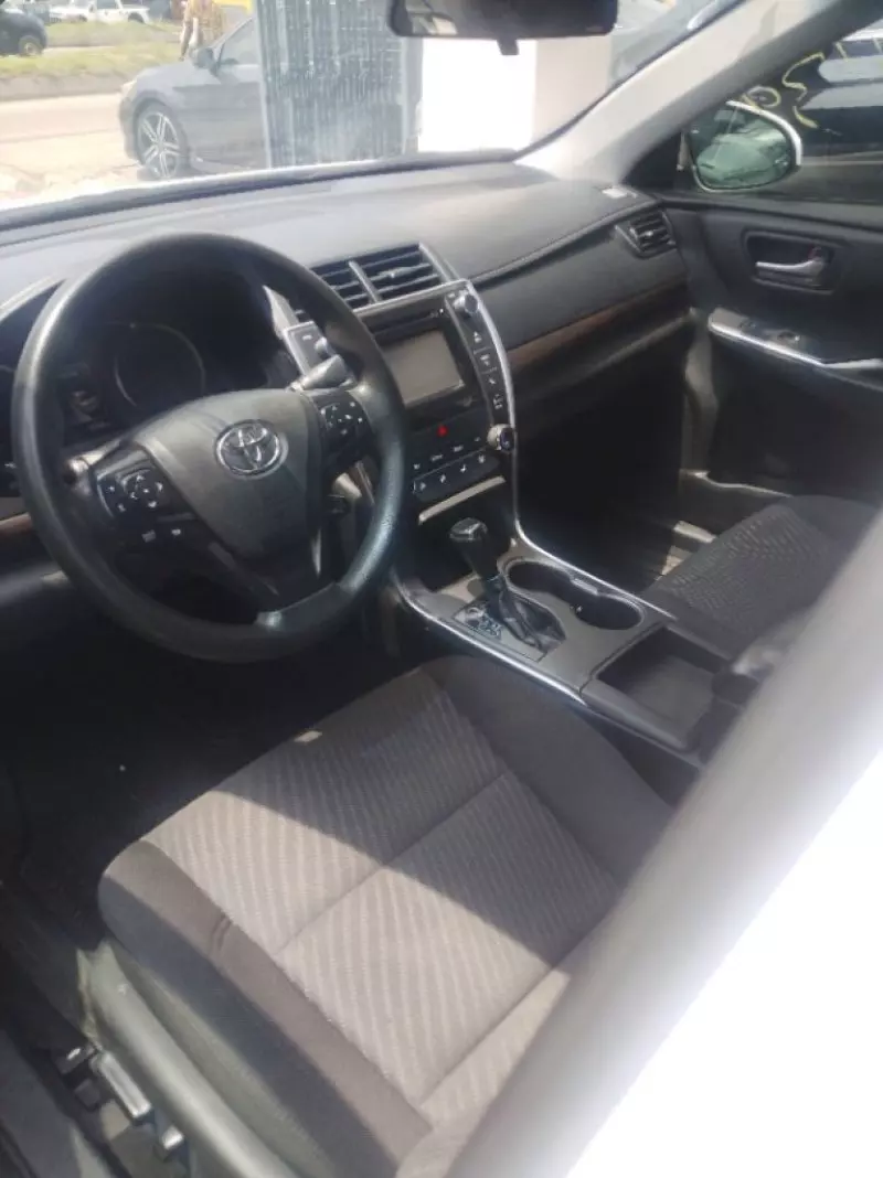 Toyota Camry   - 2016
