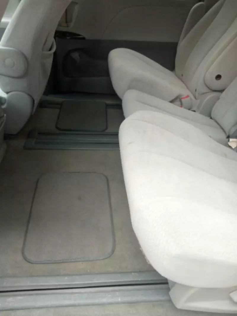 TOYOTA Sienna   - 2014