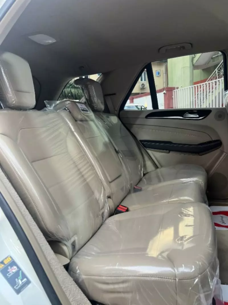 Mercedes-Benz ML 350   - 2012