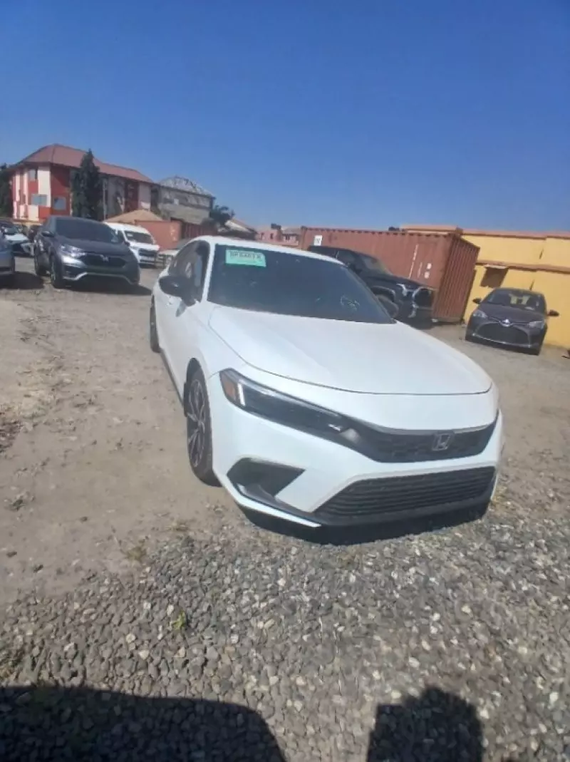 Honda Civic   - 2023