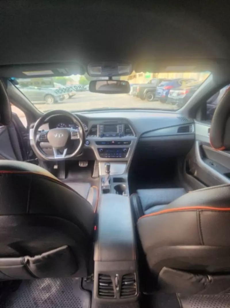 Hyundai Sonata   - 2015