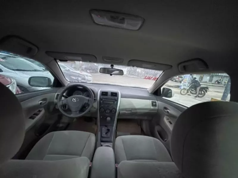 TOYOTA Corolla   - 2009
