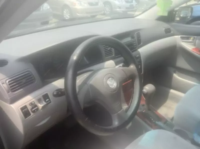 Toyota Corolla   - 2007