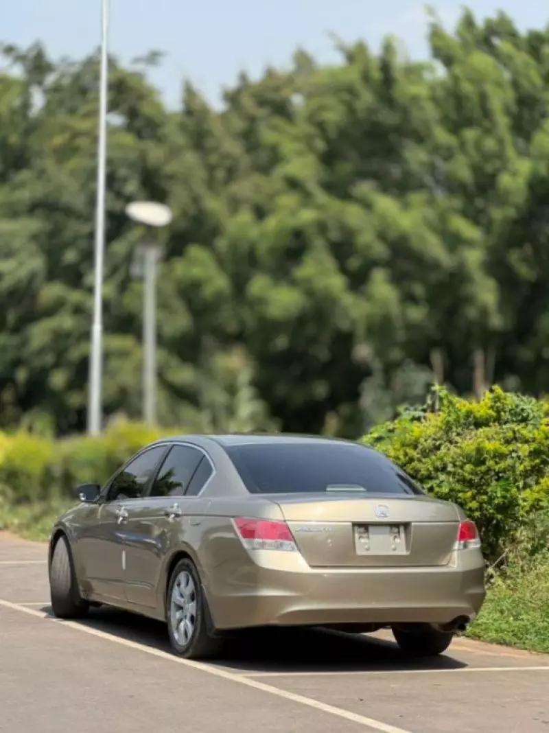 Honda Accord - 2008
