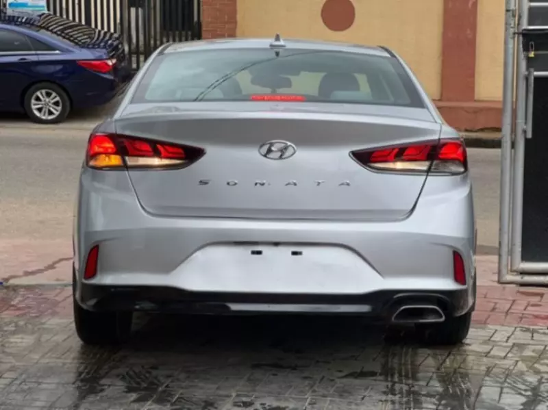 Hyundai Sonata   - 2018
