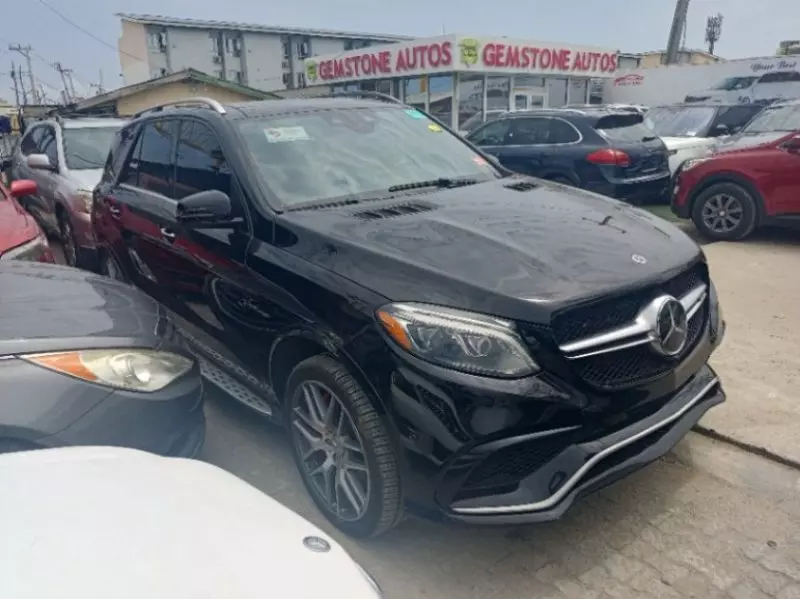 Mercedes-Benz GLE 63 AMG   - 2017