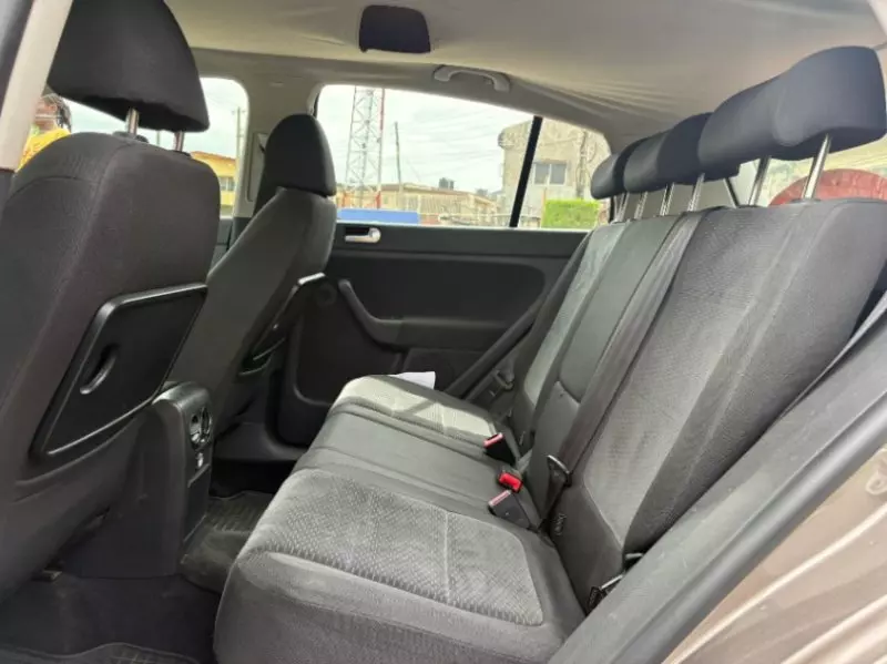 Volkswagen Golf Plus   - 2010
