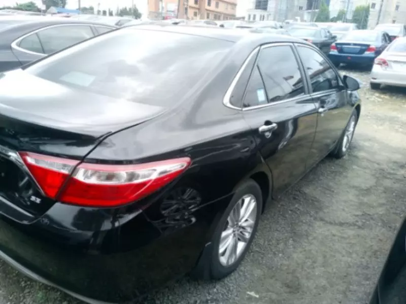 Toyota Camry   - 2016