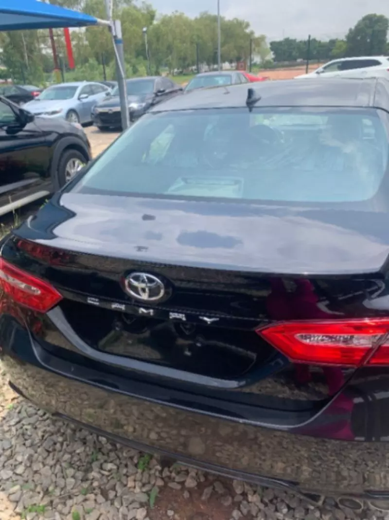 Toyota Camry   - 2020