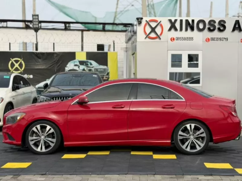Mercedes-Benz CLA-Class   - 2015