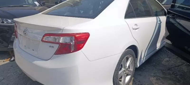 Toyota camry - 2012