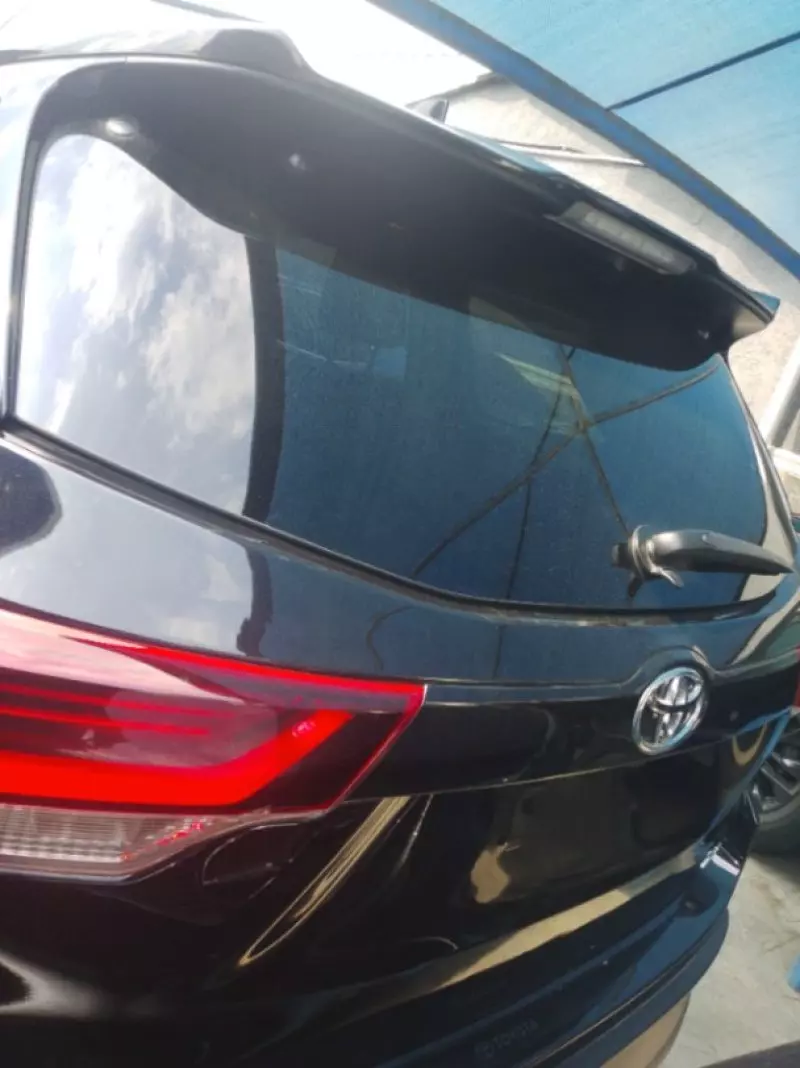 Toyota Avalon   - 2016