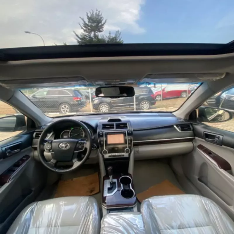 TOYOTA Camry - 2012