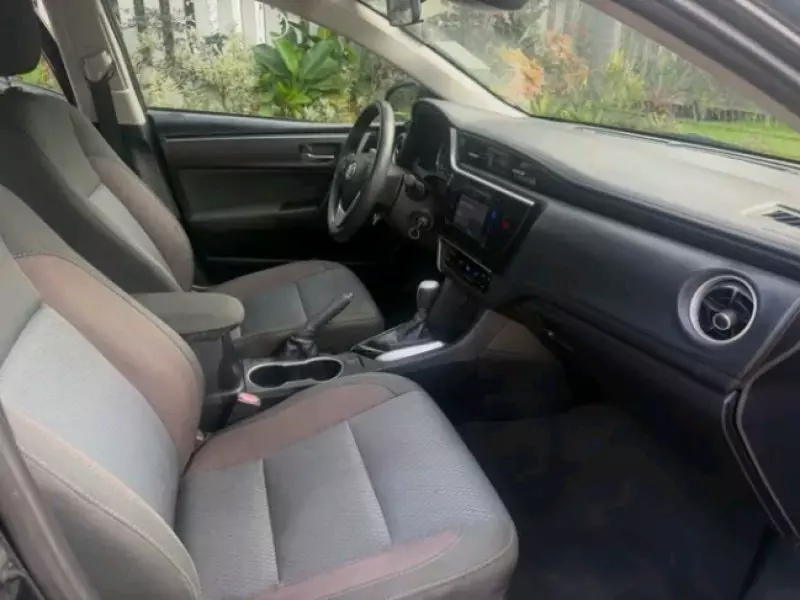 TOYOTA Corolla   - 2018