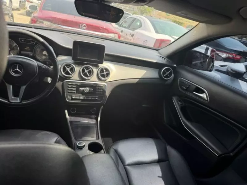 Mercedes-Benz GLA-Class - 2015