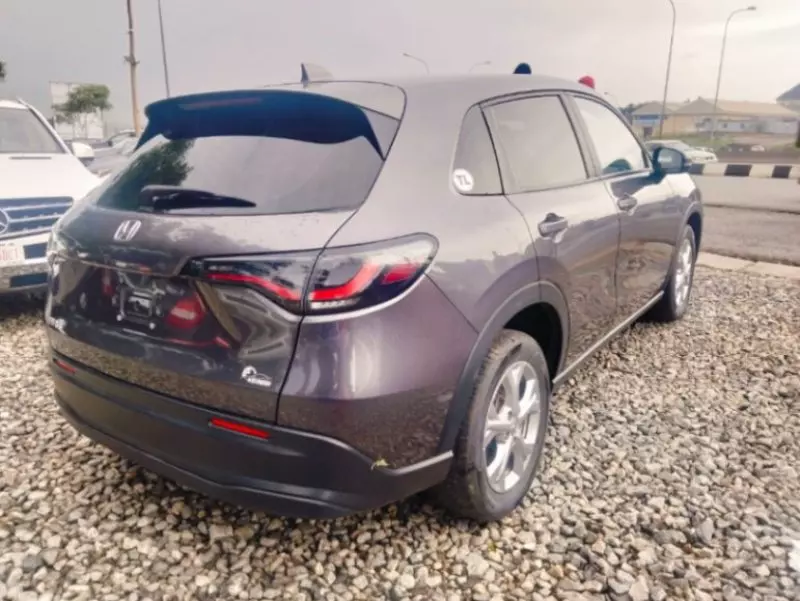 Honda HR-V   - 2023
