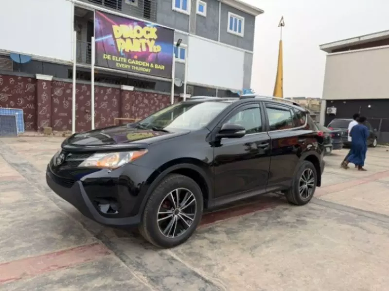 Toyota RAV4   - 2014