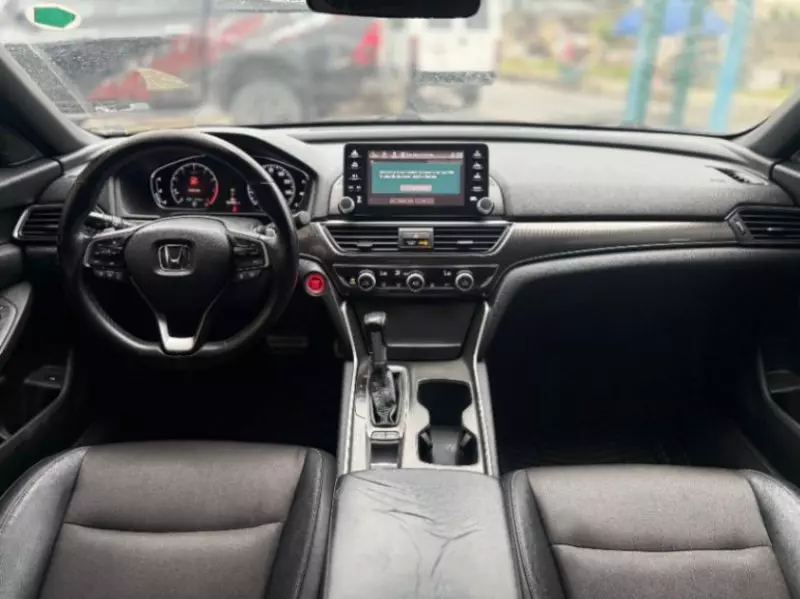 Honda Accord   - 2018