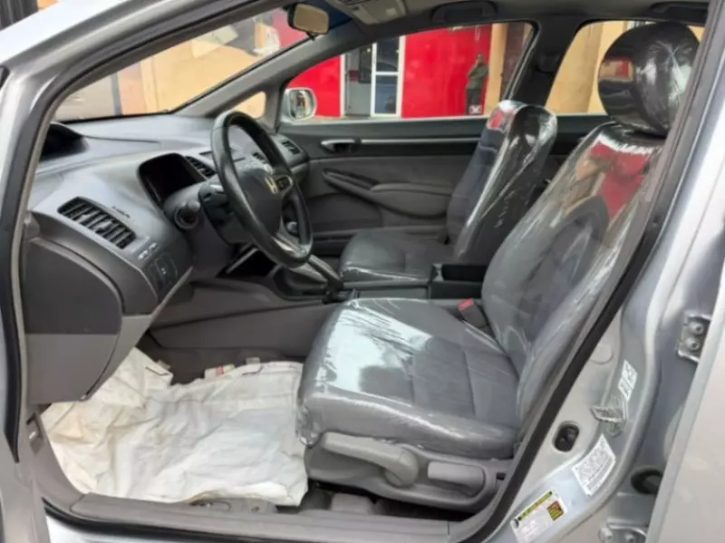 Honda Civic   - 2009