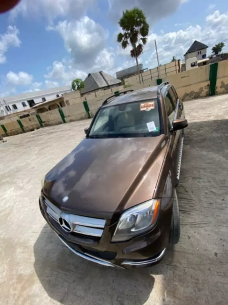 Mercedes-Benz GLK 350   - 2014