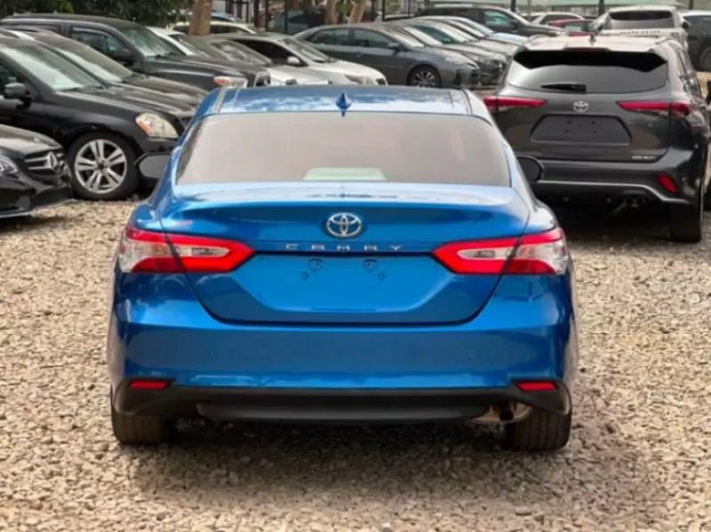 TOYOTA Camry   - 2019