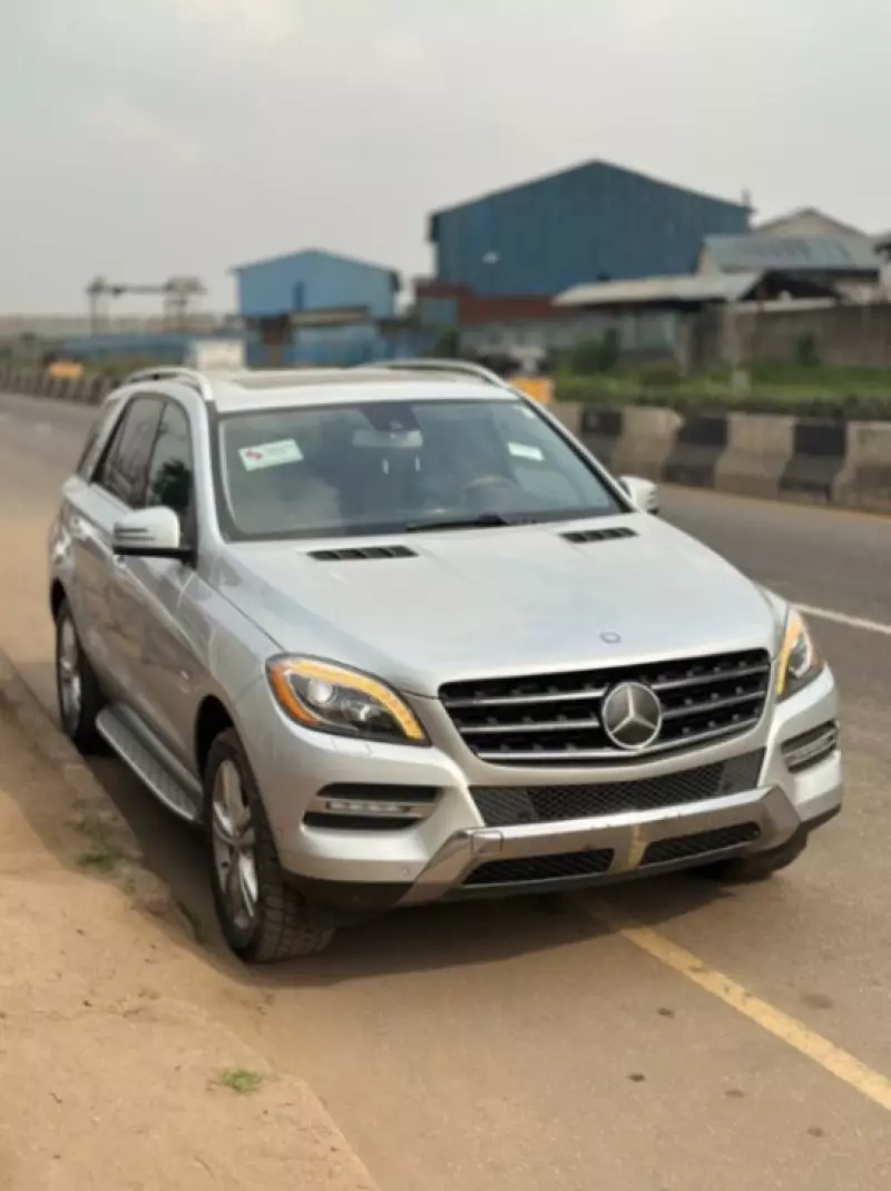 Mercedes-Benz ML-Class   - 2012