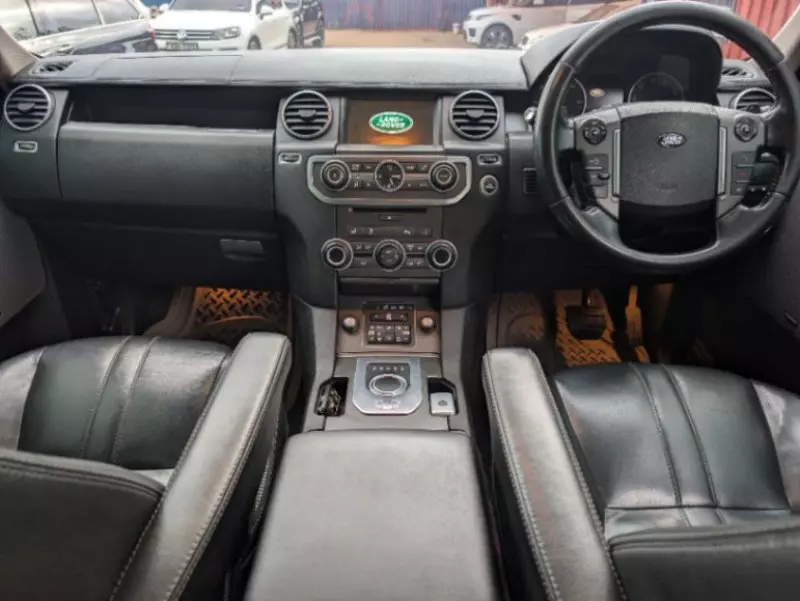 Land Rover Discovery 4 - 2016