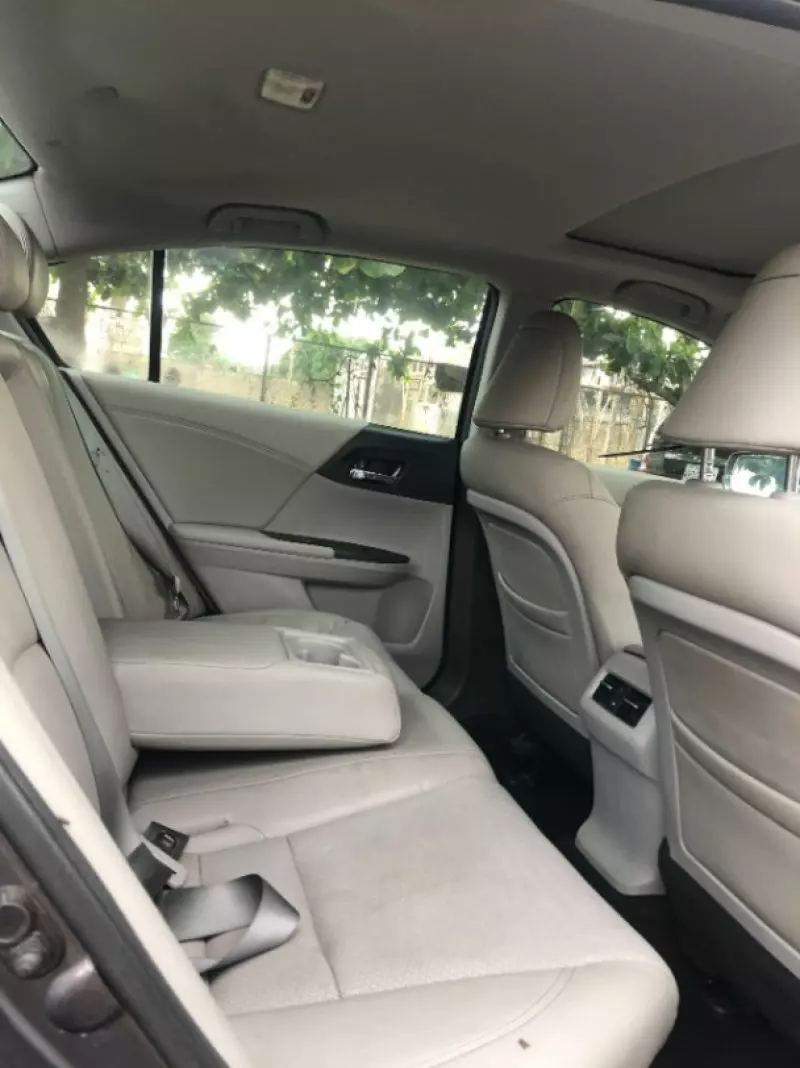 Honda Accord   - 2013