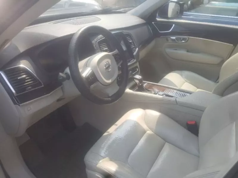 Volvo XC90   - 2016