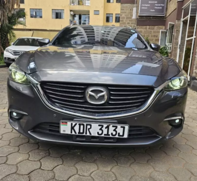 Mazda Atenza    - 2017