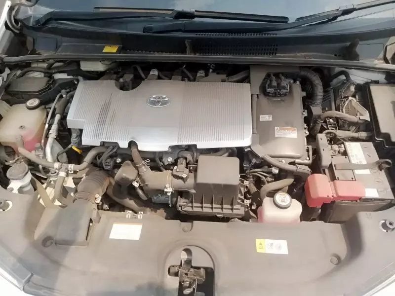 Toyota Fielder hybrid    - 2016
