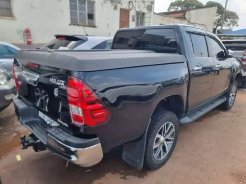Toyota Hilux - 2016