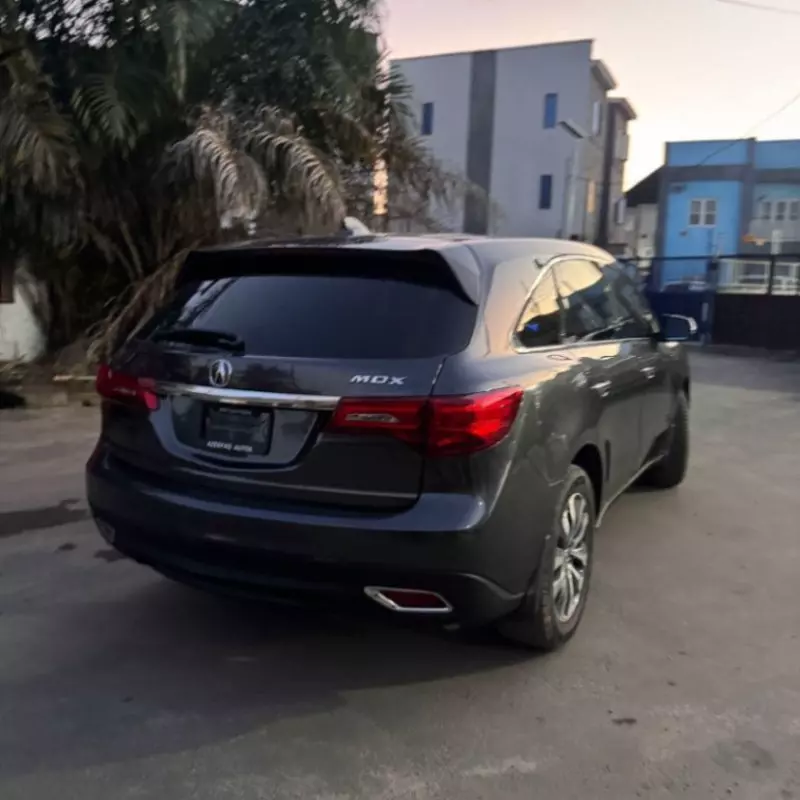 Acura MDX   - 2015